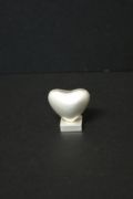Place Card Holder Pearl White Heart